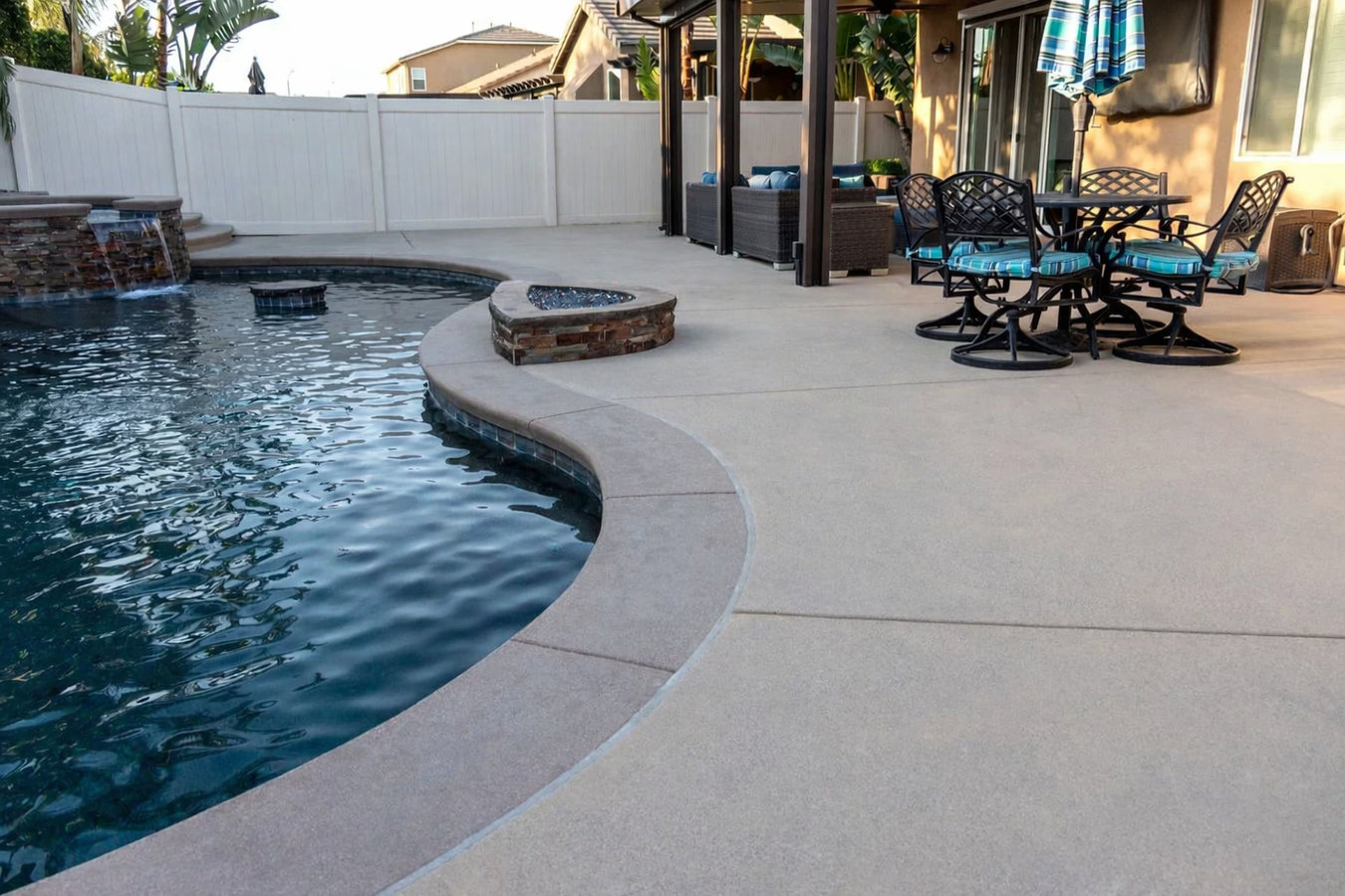 Concrete pool decks in Lakewood, WA